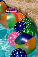 beach balls4.JPG