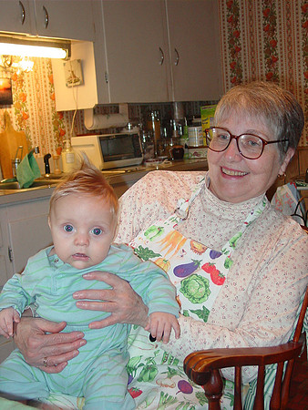MomHoldsJustin111002