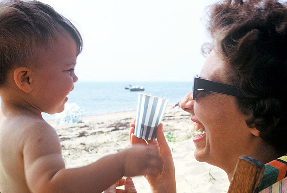 MomandTimBeach67
