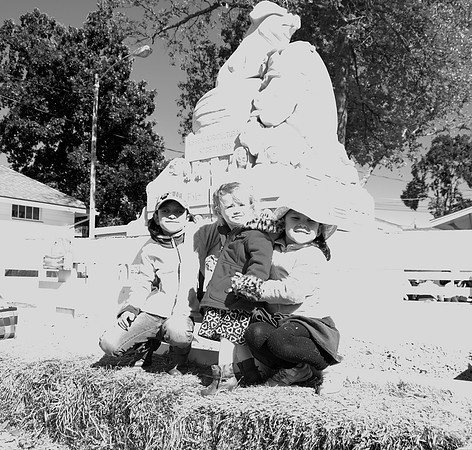 Maya Lia and Nevaeh BW
