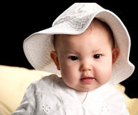 Maya_white hat
