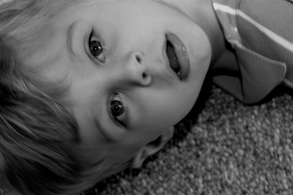 ThomasonFloorwideeyedBW.jpg
