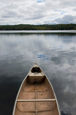 dramatic canoe2.JPG